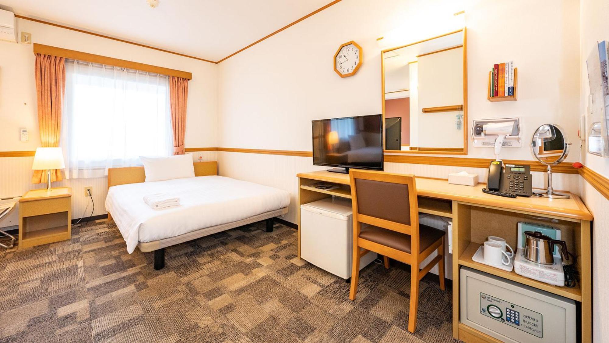 Toyoko Inn Fujisan Numazu Eki Kita Guchi No 1 Room photo