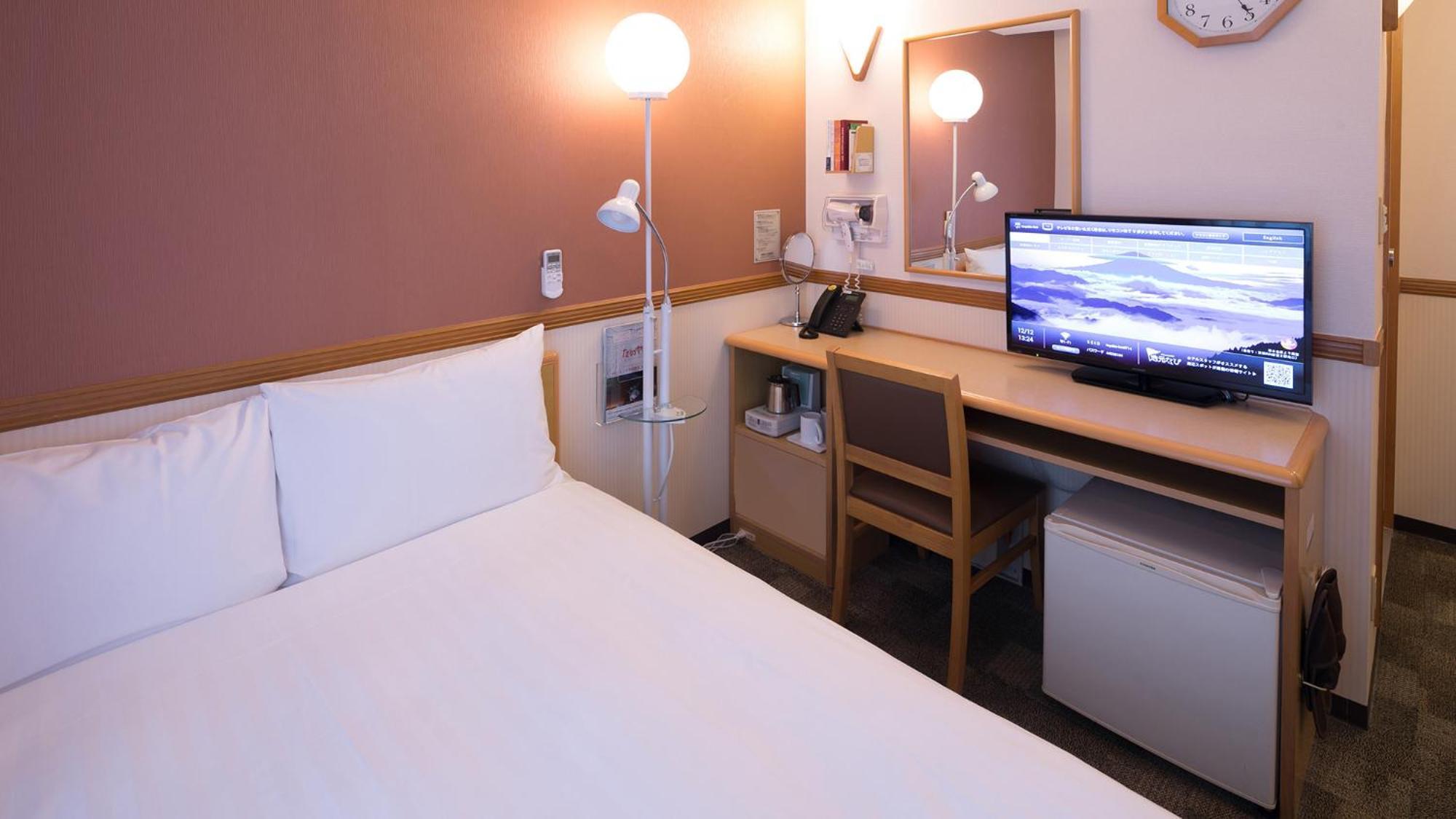 Toyoko Inn Fujisan Numazu Eki Kita Guchi No 1 Room photo