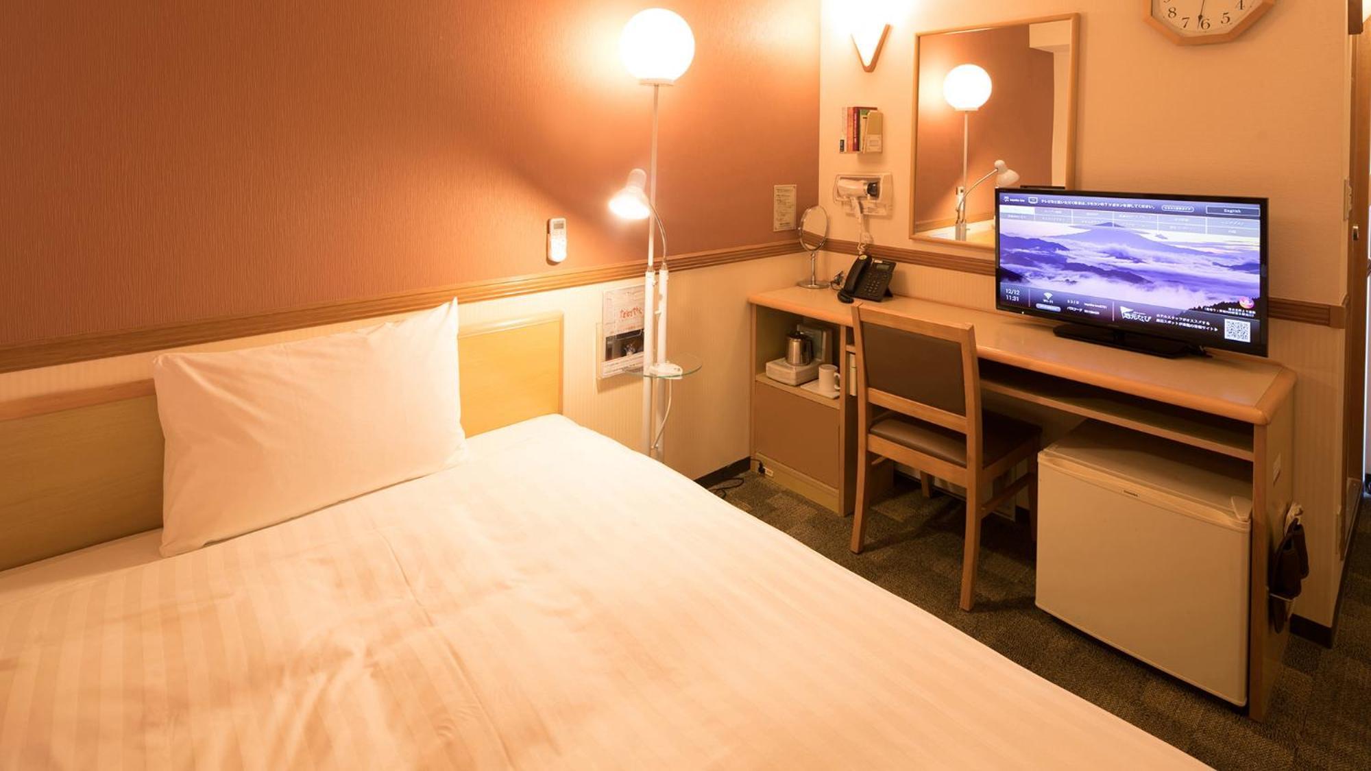 Toyoko Inn Fujisan Numazu Eki Kita Guchi No 1 Room photo