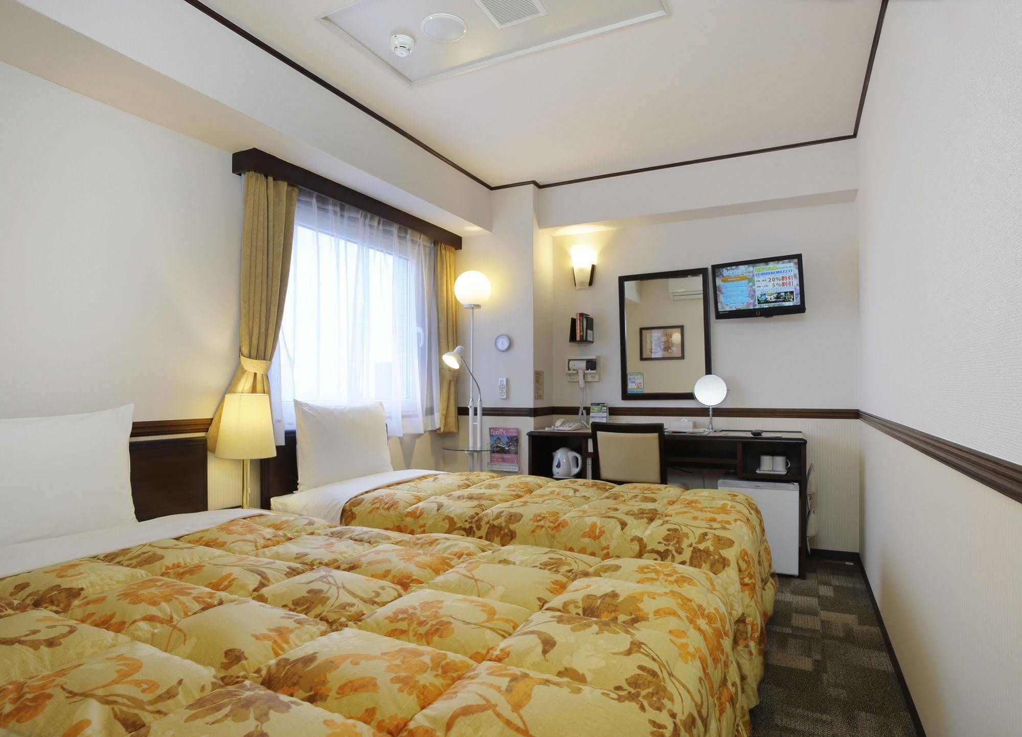Toyoko Inn Fujisan Numazu Eki Kita Guchi No 1 Exterior photo