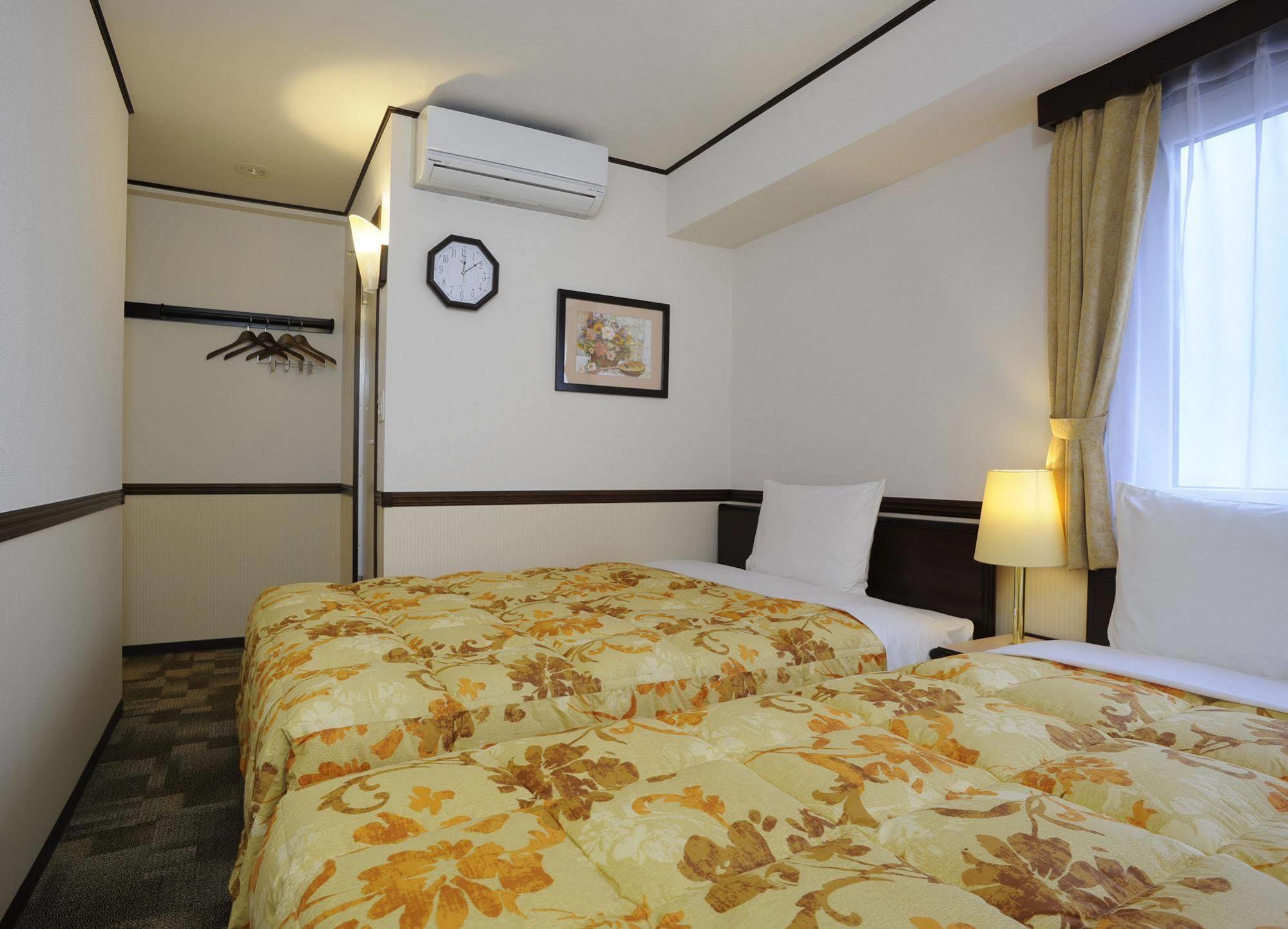Toyoko Inn Fujisan Numazu Eki Kita Guchi No 1 Exterior photo