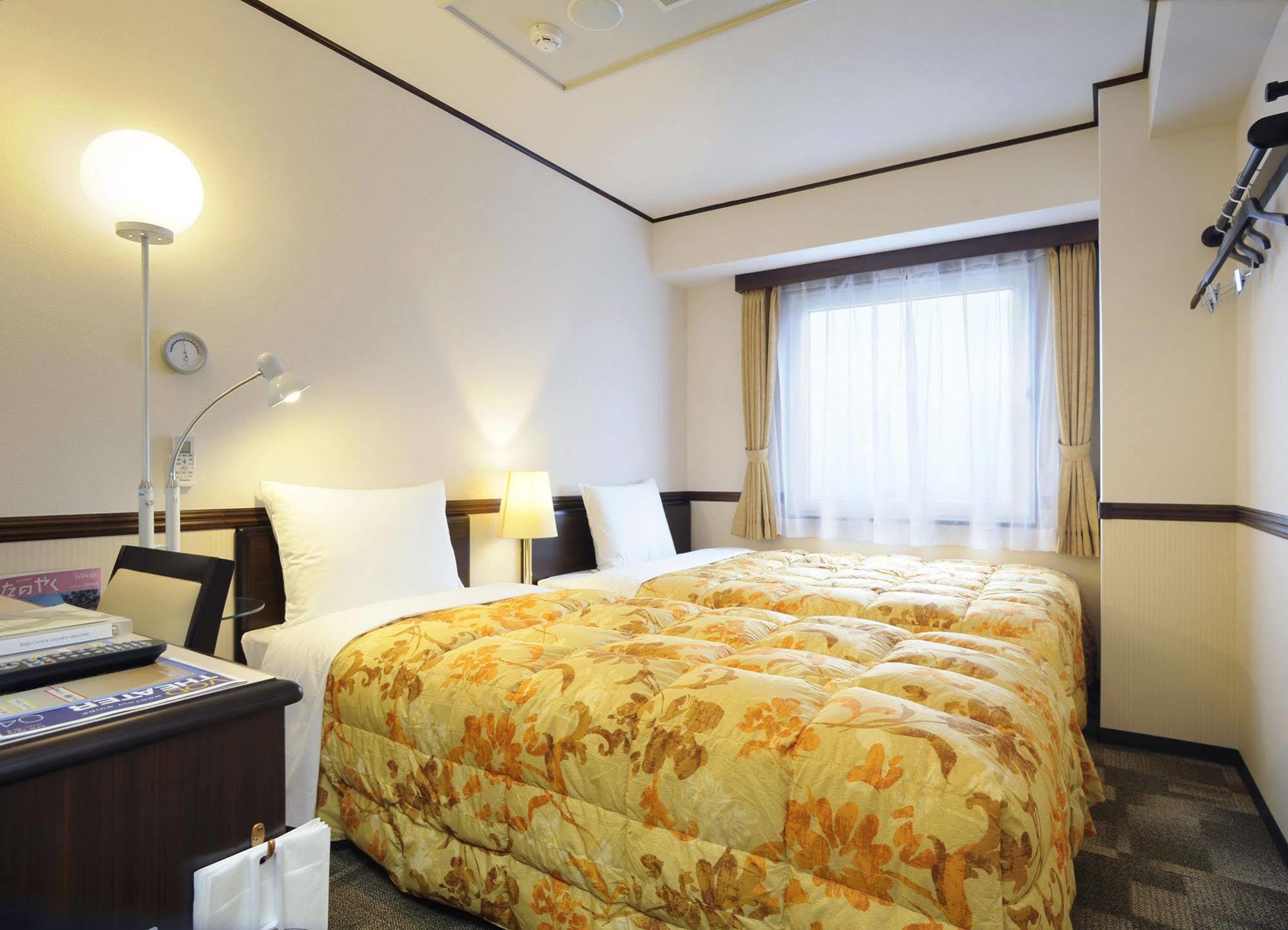 Toyoko Inn Fujisan Numazu Eki Kita Guchi No 1 Exterior photo