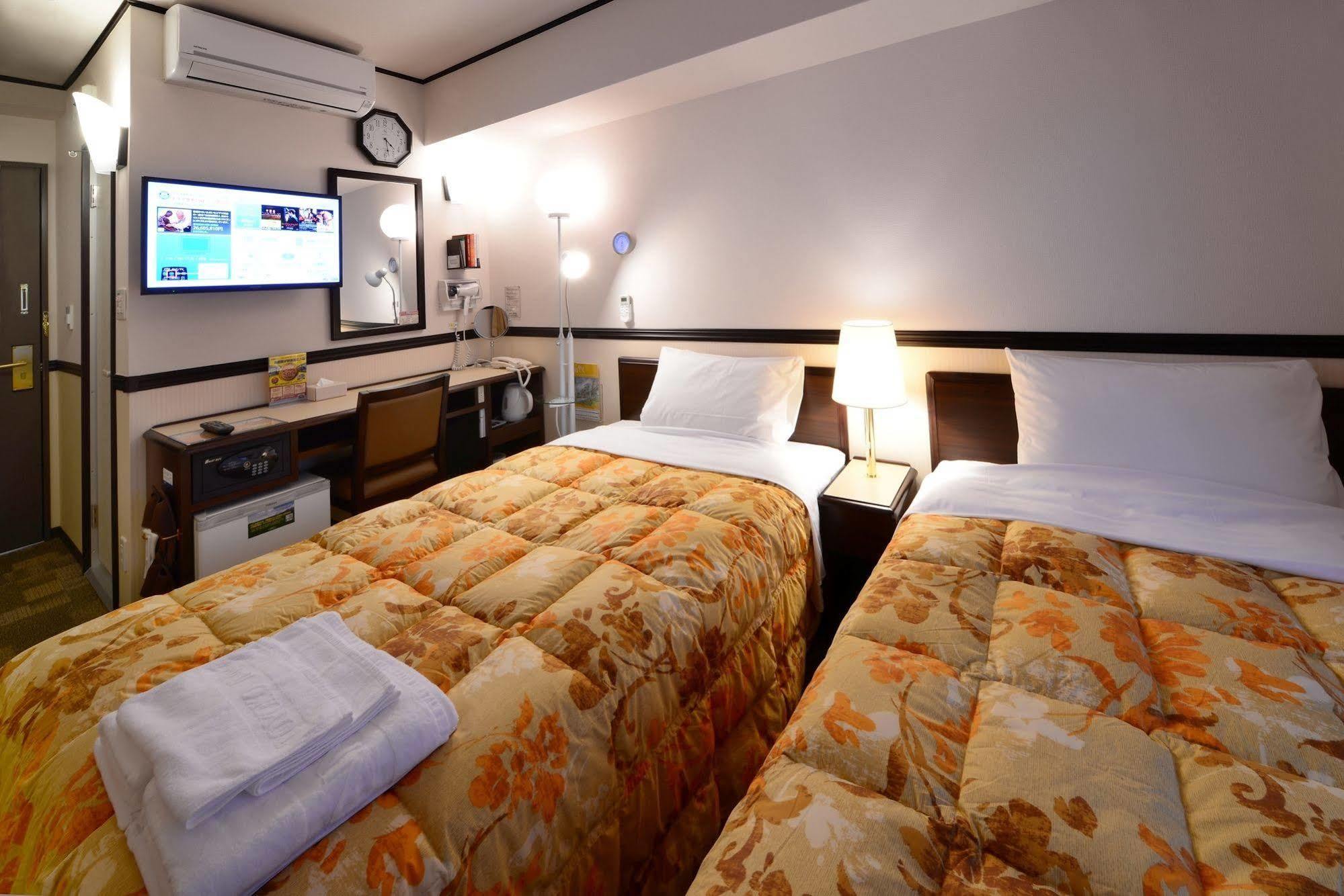 Toyoko Inn Fujisan Numazu Eki Kita Guchi No 1 Exterior photo