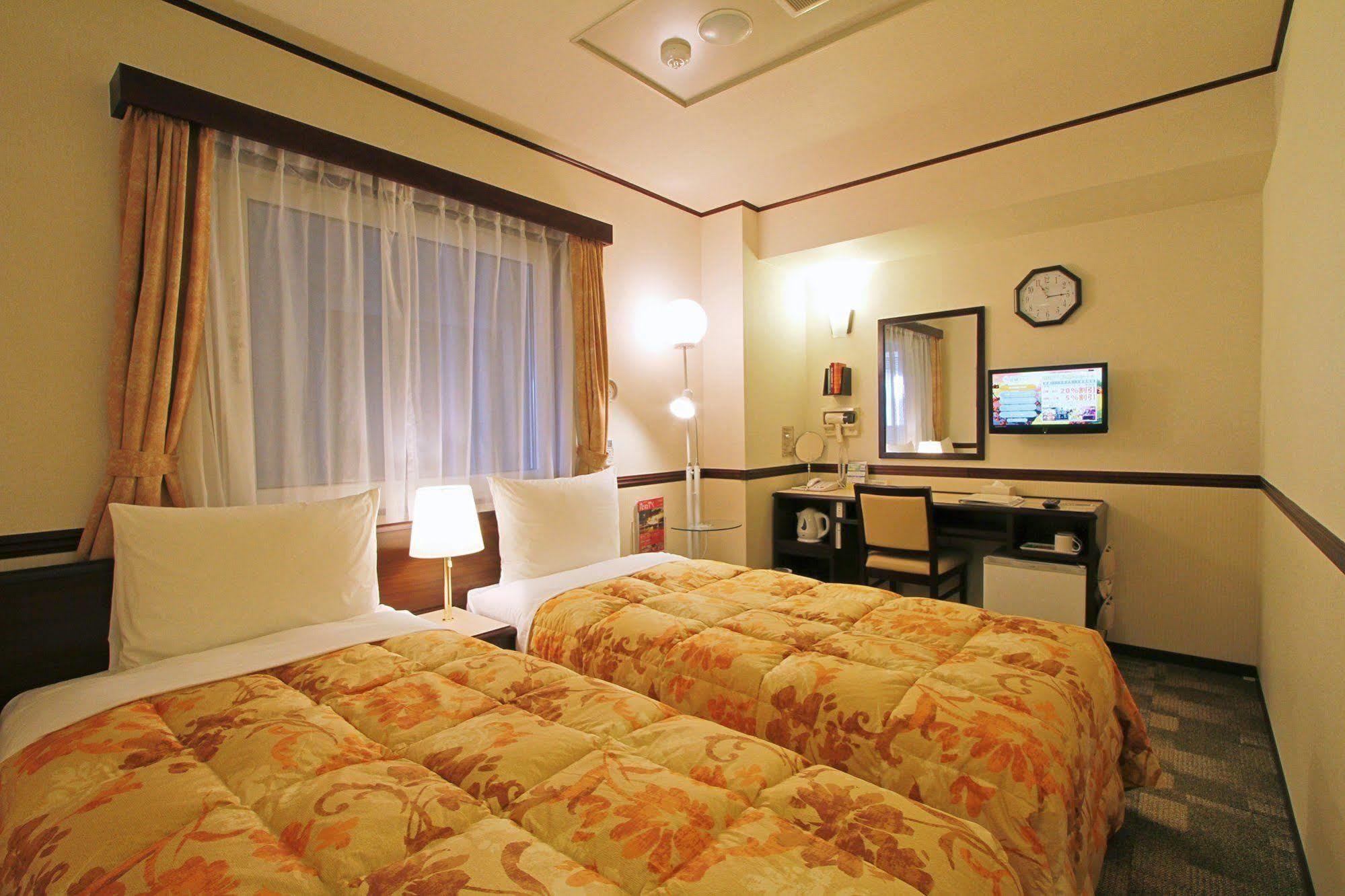Toyoko Inn Fujisan Numazu Eki Kita Guchi No 1 Exterior photo
